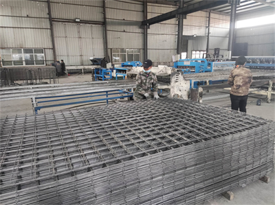 鋼筋網(wǎng)片6.jpg 鋼筋網(wǎng)片6.jpg